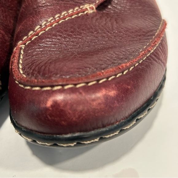 Clarks Ashland Loop Womens Size 7.5M Burgundy Textured Leather Loafers - Picture 8 of 12